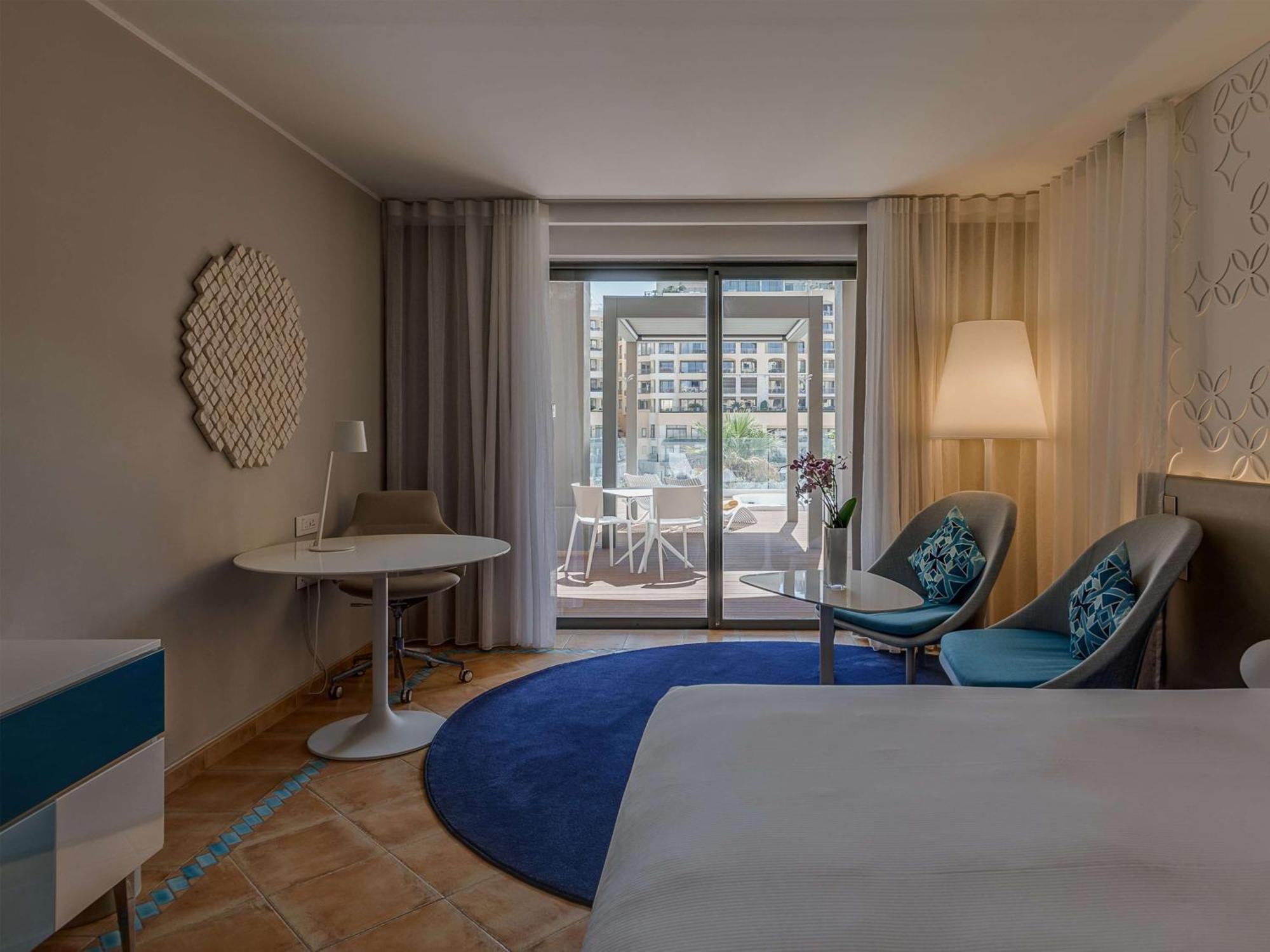 ОТЕЛЬ HILTON MALTA СЕНТ ДЖУЛИАНС 5* (Мальта) - от 24234 RUB | NOCHI